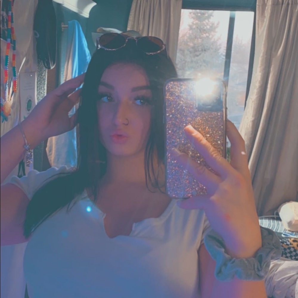 Meet your Posher, Sophia